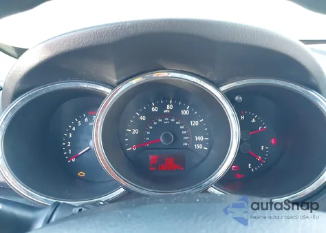 2011 Kia Sorento Lx z USA, uszkodzony, nr VIN 5XYKT3A18BG185517